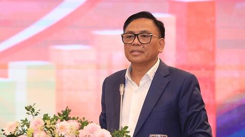 ‘Công chức né tránh, đùn đẩy công việc… đẩy doanh nghiệp vào khó khăn’