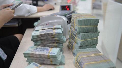 Chính phủ yêu cầu tiếp tục thực hiện các giải pháp để hạ mặt bằng lãi suất cho vay