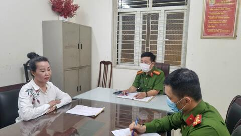 Hải Phòng: Bắt quả tang 1 trường hợp bán lô đề trên đường Quán Nam