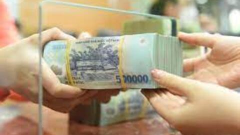 Lãi suất qua đêm xuống dưới 1%, NHNN đẩy mạnh hút ròng