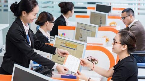 Nhân viên ngân hàng nào mang về lợi nhuận nhiều nhất năm 2023?