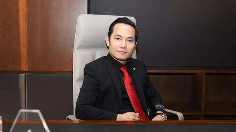 Công ty Trường Giang đã bán 10.4 triệu cp AGG với giá bao nhiêu?