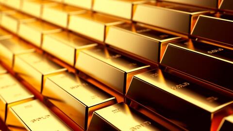 Vàng thế giới tăng 1% sau dữ liệu kinh tế yếu kém của Mỹ