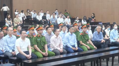 Nhà đầu tư đề nghị ông Trịnh Văn Quyết mua lại cổ phiếu ROS