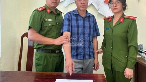 Bắt đối tượng vận chuyển vàng trái phép từ Lào về Việt Nam