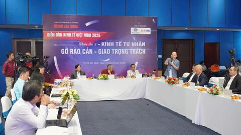 Gỡ rào cản, giao trọng trách cho kinh tế tư nhân phát triển