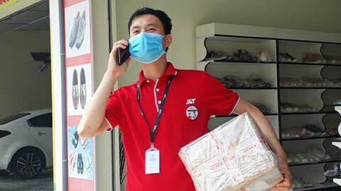 TP HCM mở cửa một số hoạt động từ 1/10, doanh nghiệp "rục rịch" trở lại làm việc