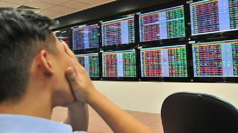 Tâm điểm chứng khoán: Biến động và bài học vỡ lòng của nhà đầu tư F0