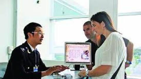 Thuận tiện hóa hoàn thuế giá trị gia tăng cho người nước ngoài xuất cảnh