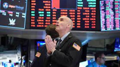 Lo Fed thay đổi quyết định, chứng khoán Mỹ trượt dốc ngay đầu tuần