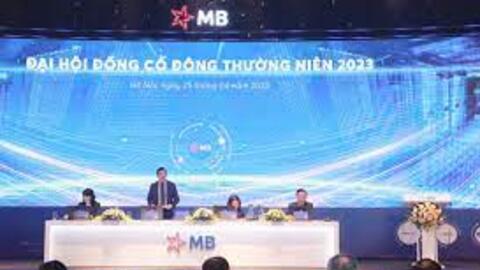 MB năm 2023: Lợi nhuận vượt tỷ USD, nhận chuyển giao ngân hàng yếu kém