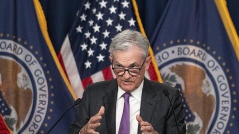 Fed ra quyết định: Giữ lãi suất trên đỉnh cao, cảnh báo đáng sợ sẽ tăng tiếp