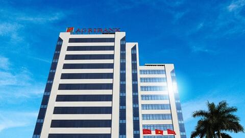Agribank lần thứ 7 lọt Top 10 Doanh nghiệp lớn nhất Việt Nam