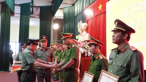 Phá đường dây cho vay nặng lãi, Công an Đà Nẵng được khen thưởng