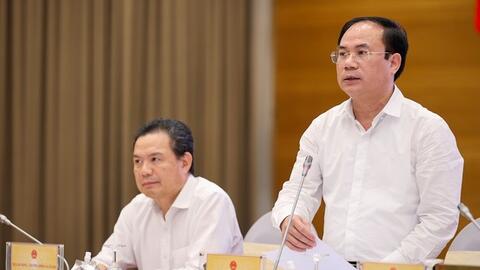 Lộ trình triển khai thi hành Luật kinh doanh bất động sản và Luật Nhà ở đang được thực hiện thế nào?