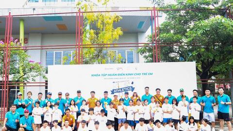 Cùng nâng bước chạy trẻ em Việt Nam...