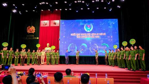 Tuổi trẻ Công an Thủ đô ra quân tình nguyện hè