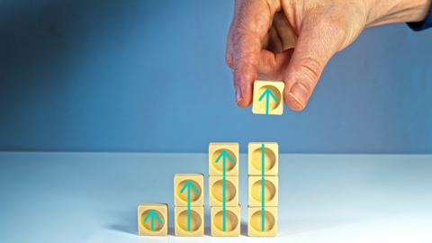 Vai trò của IR giữa những biến động kinh tế và địa chính trị