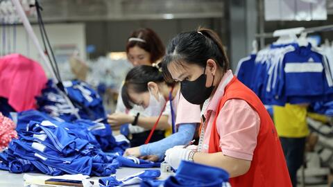 Quy định mức lương tối thiểu đối với người lao động làm việc theo hợp đồng lao động