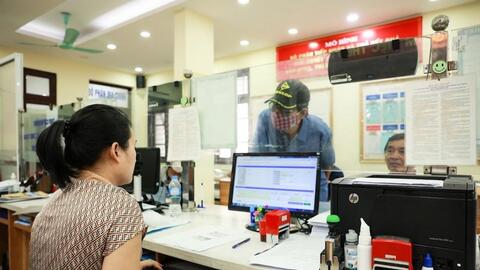 Quy định mức lương cơ sở và chế độ tiền thưởng đối với cán bộ, công chức, viên chức và lực lượng vũ trang