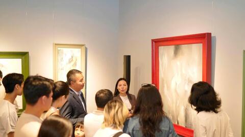 Họa sĩ Sophie Trịnh gửi gắm thông điệp ý nghĩa về phụ nữ