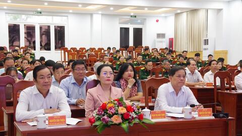 Xây dựng khu vực phòng thủ vững chắc, kết hợp phát triển kinh tế - xã hội