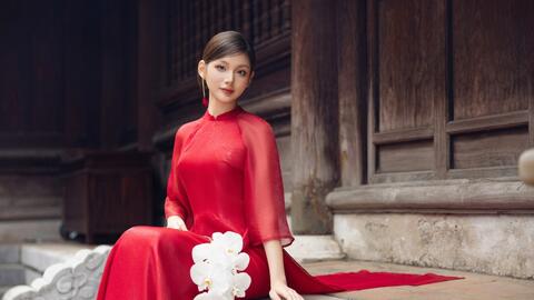 BST áo dài Yên Hoa - hơi thở mùa xuân trên từng tà lụa