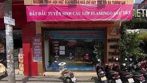 Một trung tâm ngoại ngữ bị yêu cầu dừng hoạt động