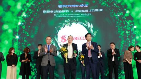 Doanh nghiệp đầu tàu trong chuyển đổi xanh: Từ sản xuất bền vững đến lợi thế cạnh tranh