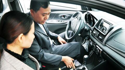 Bãi bỏ hướng dẫn cơ chế quản lý tài chính đào tạo lái xe cơ giới đường bộ