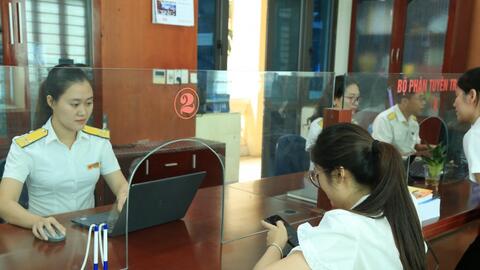 Hoàn thiện toàn diện chính sách thuế tạo nền tảng cho tăng trưởng bền vững