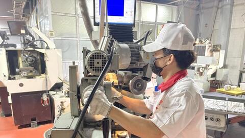 VCCI: Góp ý về hoàn thiện thể chế cho mục tiêu tăng trưởng 2 con số