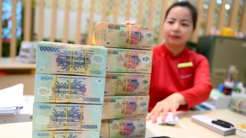 Lãi suất liên ngân hàng lên 12%
