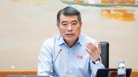 Thủ tướng: Không chấp nhận tăng trưởng nóng, đánh đổi ổn định vĩ mô