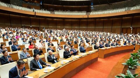 Thông qua kế hoạch tài chính 2026-2030: Thu 16,4 triệu tỷ đồng, bội chi khoảng 5% GDP