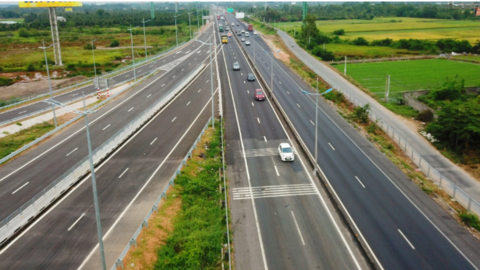 Bổ sung cơ chế đánh giá hiệu quả đầu tư công, điều chuyển vốn linh hoạt