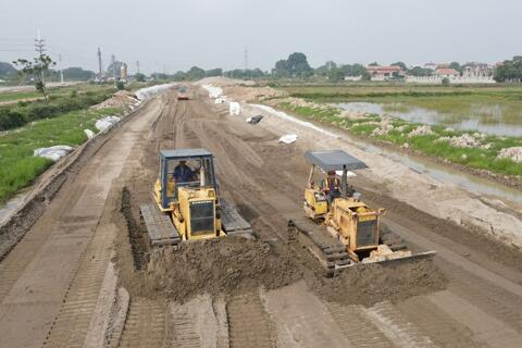 Lập Tổ công tác tháo gỡ vướng mắc giải ngân đầu tư công