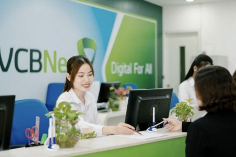 Ngân hàng đóng cửa hàng loạt phòng giao dịch: Bước lùi hay cuộc thay máu chiến lược thời đại số?