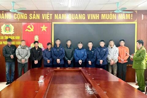 Khởi tố 11 đối tượng để điều tra về tội đánh bạc ở Quảng Ninh