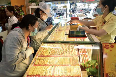 Người dân cần lưu ý khi giao dịch vàng