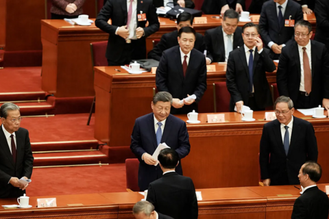 Trung Quốc đặt mục tiêu tăng trưởng thấp kỷ lục