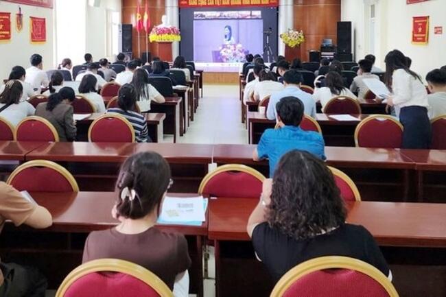 Ngành Thuế Thủ đô đồng hành cùng hộ kinh doanh hiểu đúng chính sách, chủ động tuân thủ