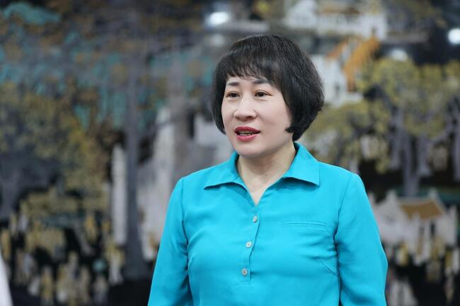 Thúc đẩy định chế tài chính trung gian, mở rộng kênh huy động vốn dài hạn