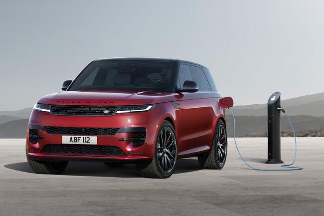 Hãng xe sang tiếp tục đẩy mạnh các giải pháp điện hóa tại Việt Nam