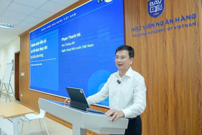 Phó Thống đốc Phạm Thanh Hà chia sẻ chuyên đề về chính sách tiền tệ tại Lớp bồi dưỡng Lãnh đạo Ngân hàng Nhà nước chi nhánh Khu vực
