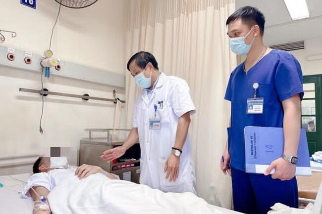 Thêm chi phí quản lý vào viện phí, hàng nghìn dịch vụ y tế tăng giá