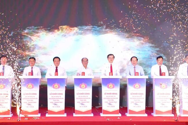Thi công đồng loạt cao tốc Vinh – Thanh Thủy trong tháng 8