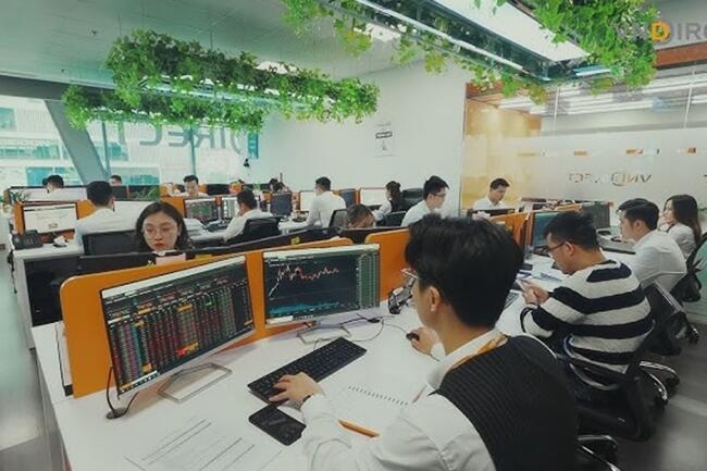 Mùa công bố báo cáo tài chính quý II: Dòng tiền sẽ gọi tên nhóm ngành nào?