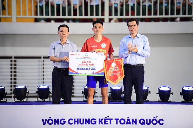 Công đoàn Ngân hàng Việt Nam vô địch Giải bóng đá công nhân, viên chức Việt Nam 2026