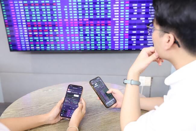 Bộ Tài chính khẩn trương hoàn thiện 6 dự án luật trình Quốc hội